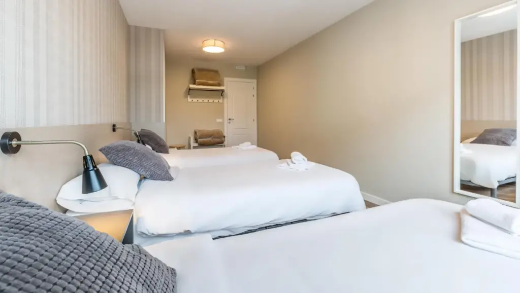 Habitación 21 de Febrero| Pensión 9 de Abril O Pedrouzo