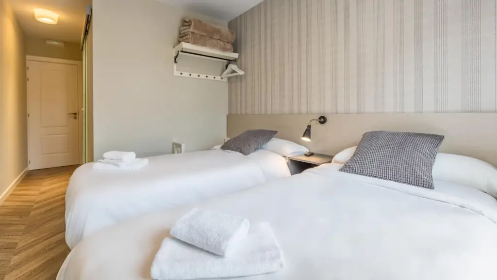 Habitación 19 de abril | Pensión 9 de Abril O Pedrouzo